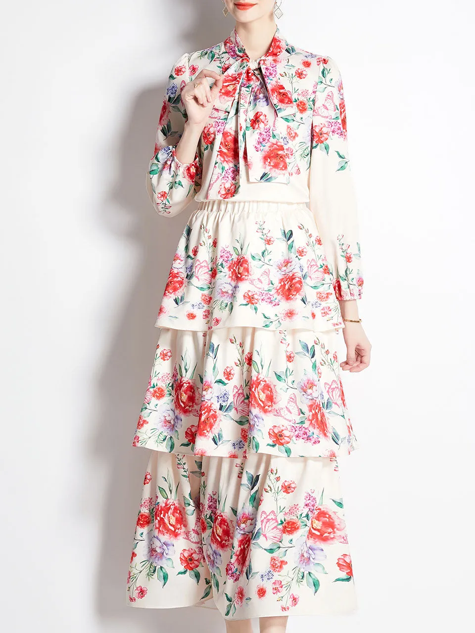 2PS White Rose Print Shirt With Bowknot Long Sleeve And Tiered Skirt Suit