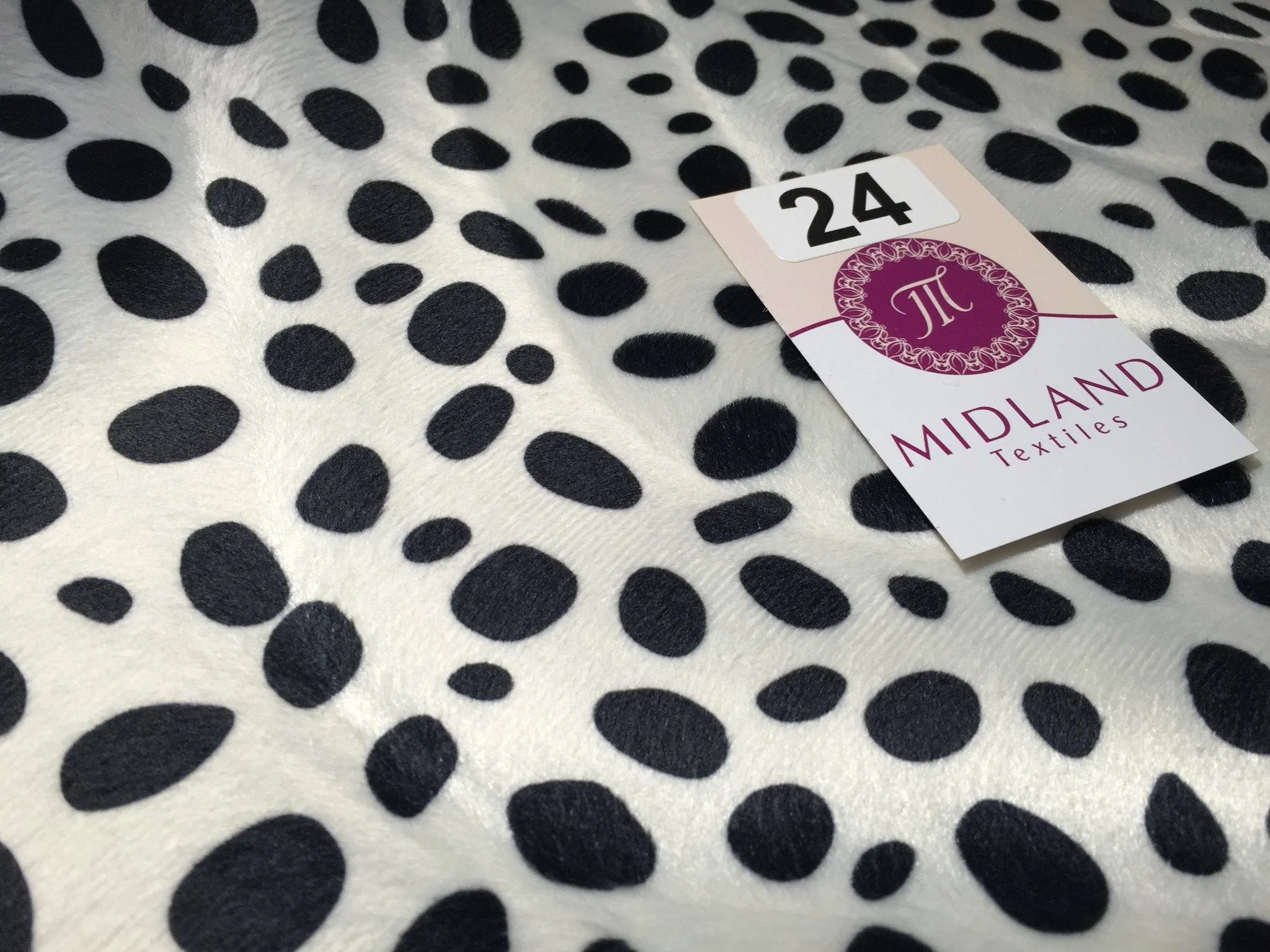 ANIMAL PRINT VELBOA FAUX FUR VELOUR FABRIC CRAFT MATERIAL 60" WIDE M220