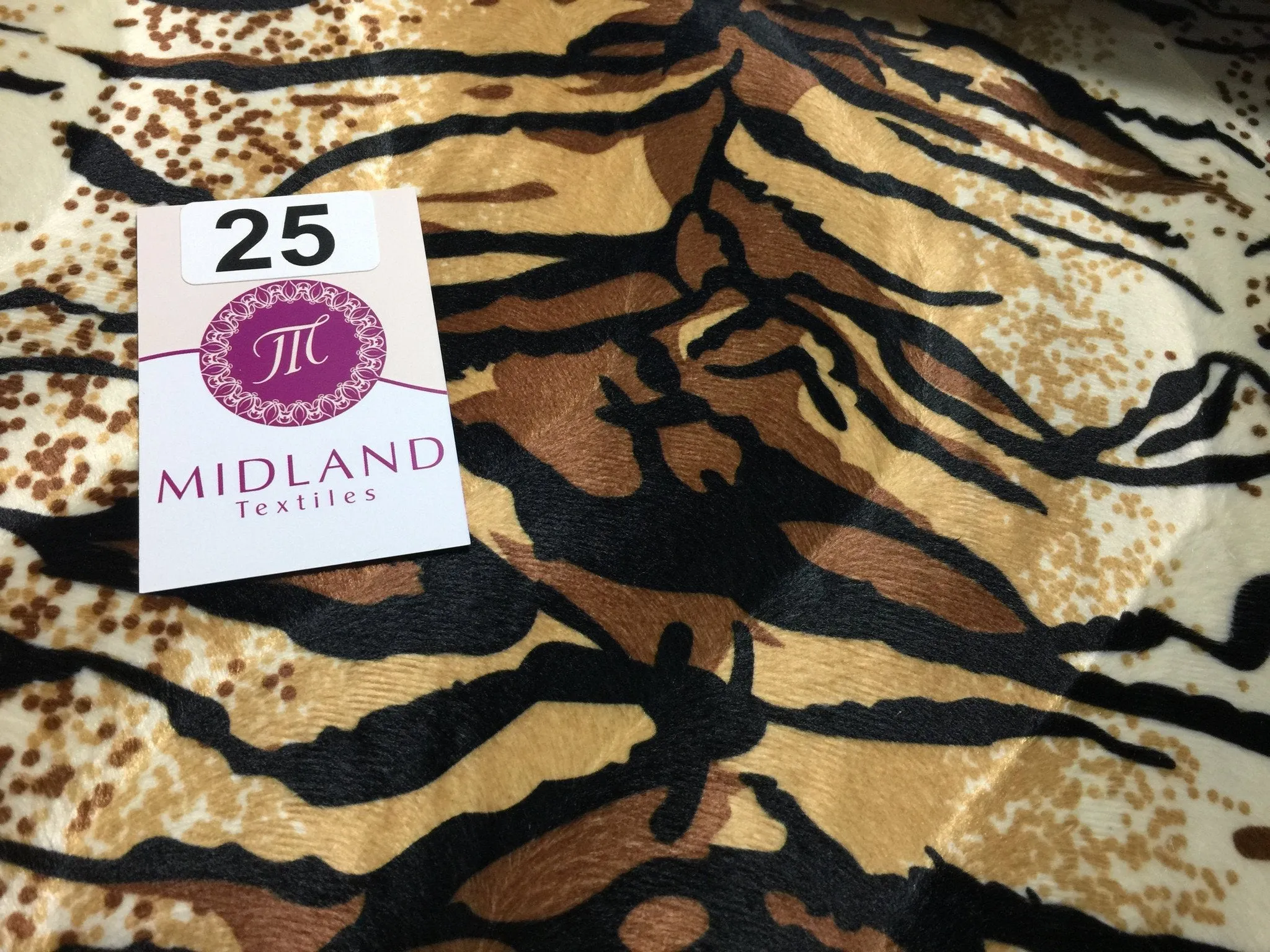 ANIMAL PRINT VELBOA FAUX FUR VELOUR FABRIC CRAFT MATERIAL 60" WIDE M220