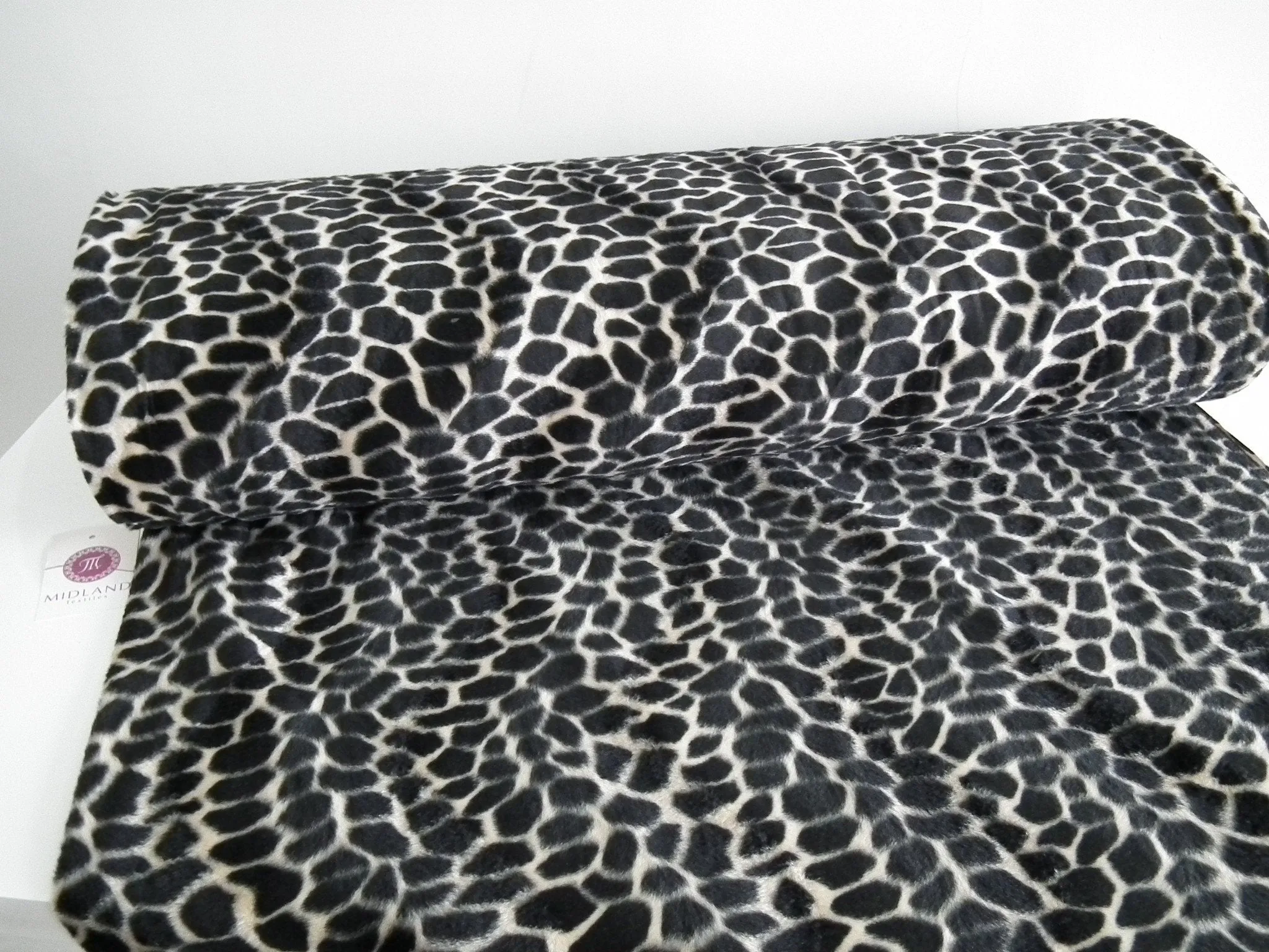 ANIMAL PRINT VELBOA FAUX FUR VELOUR FABRIC CRAFT MATERIAL 60" WIDE M220