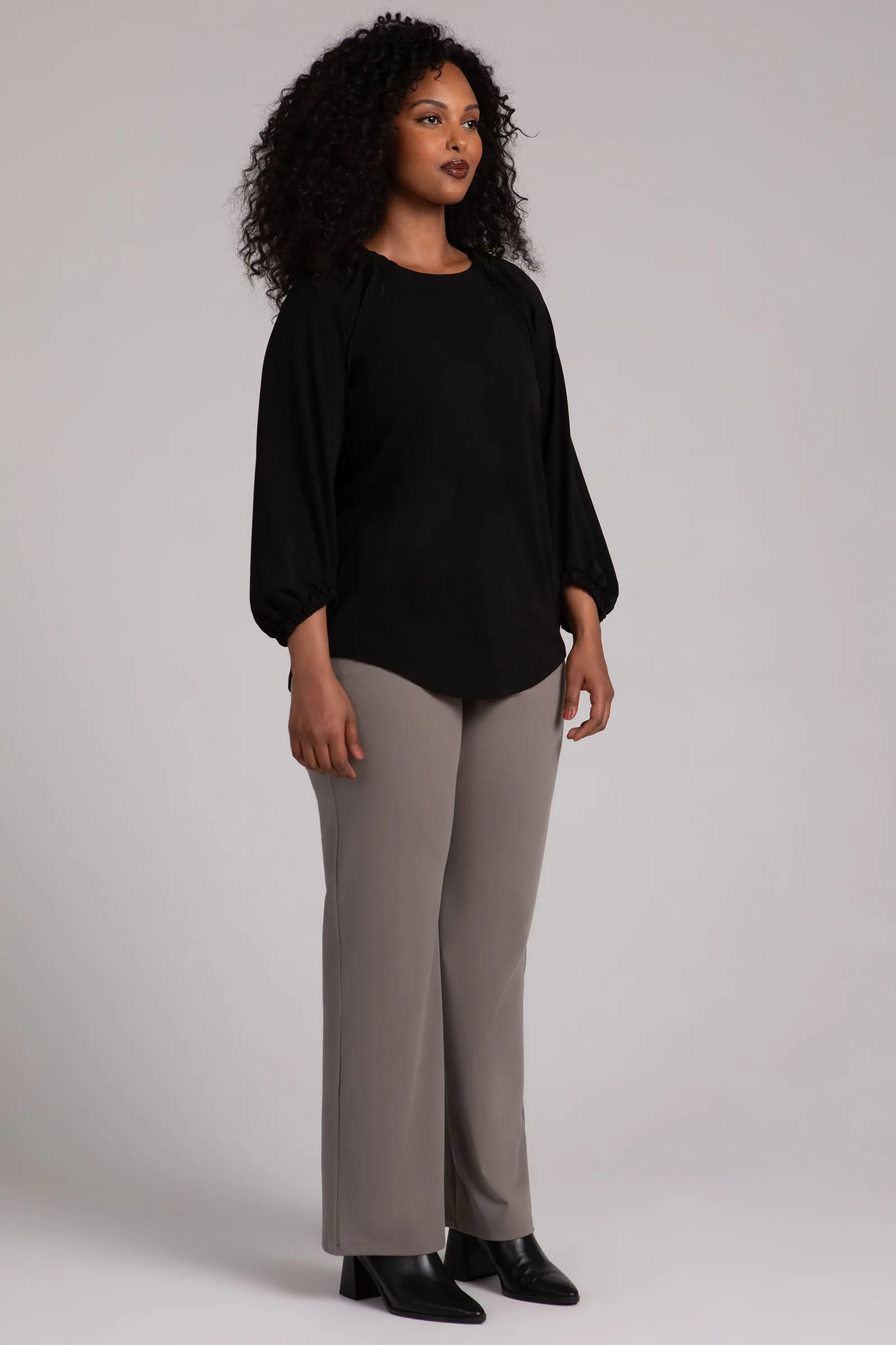 Fleece Back Jersey Move Pullover with Elastic Cuff | Black