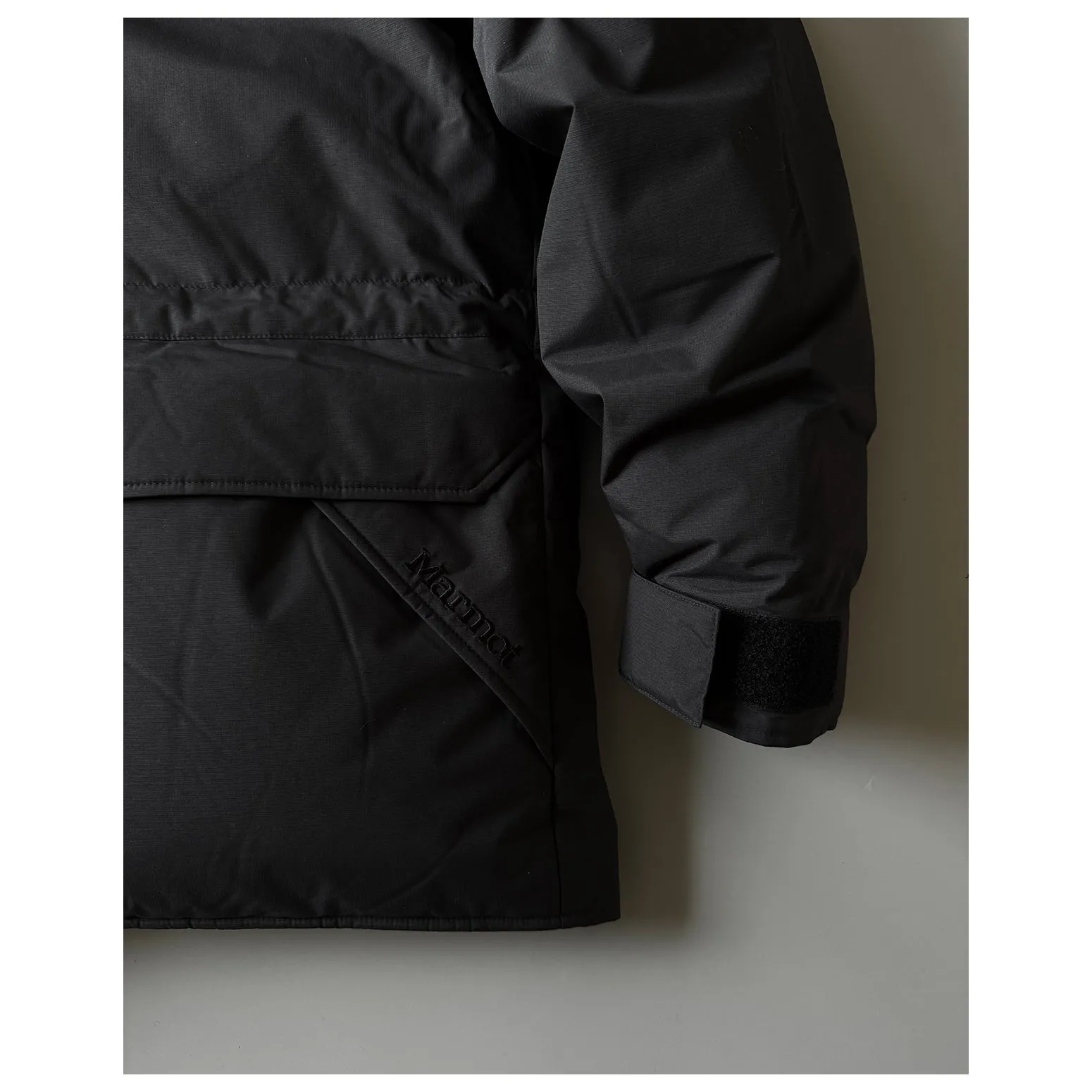 〈Marmot〉Dima Down Jacket