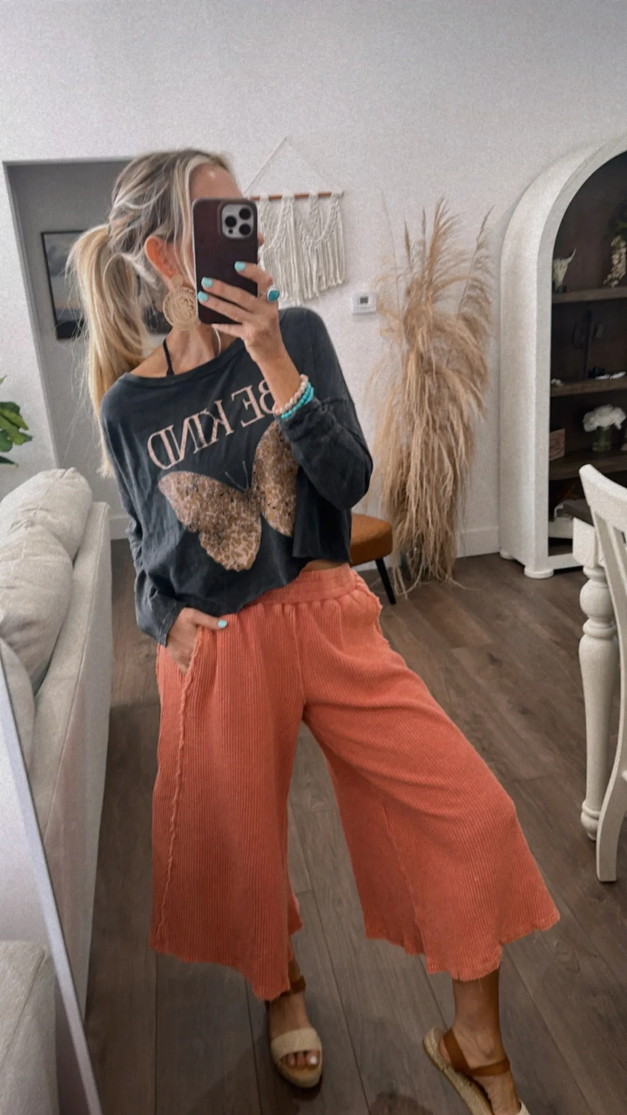 Rising Sun Cropped Pants