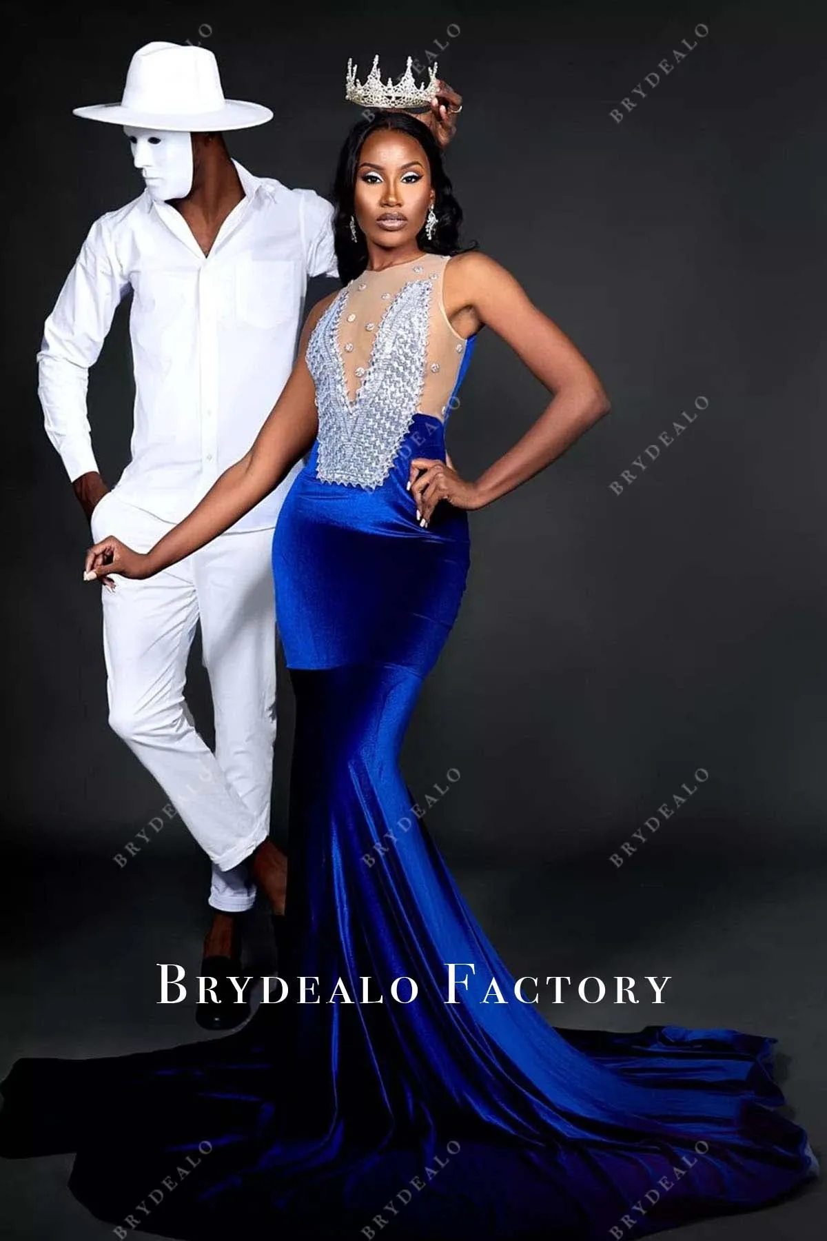 Sleeveless Royal Blue Velvet Mermaid Long Prom Dress