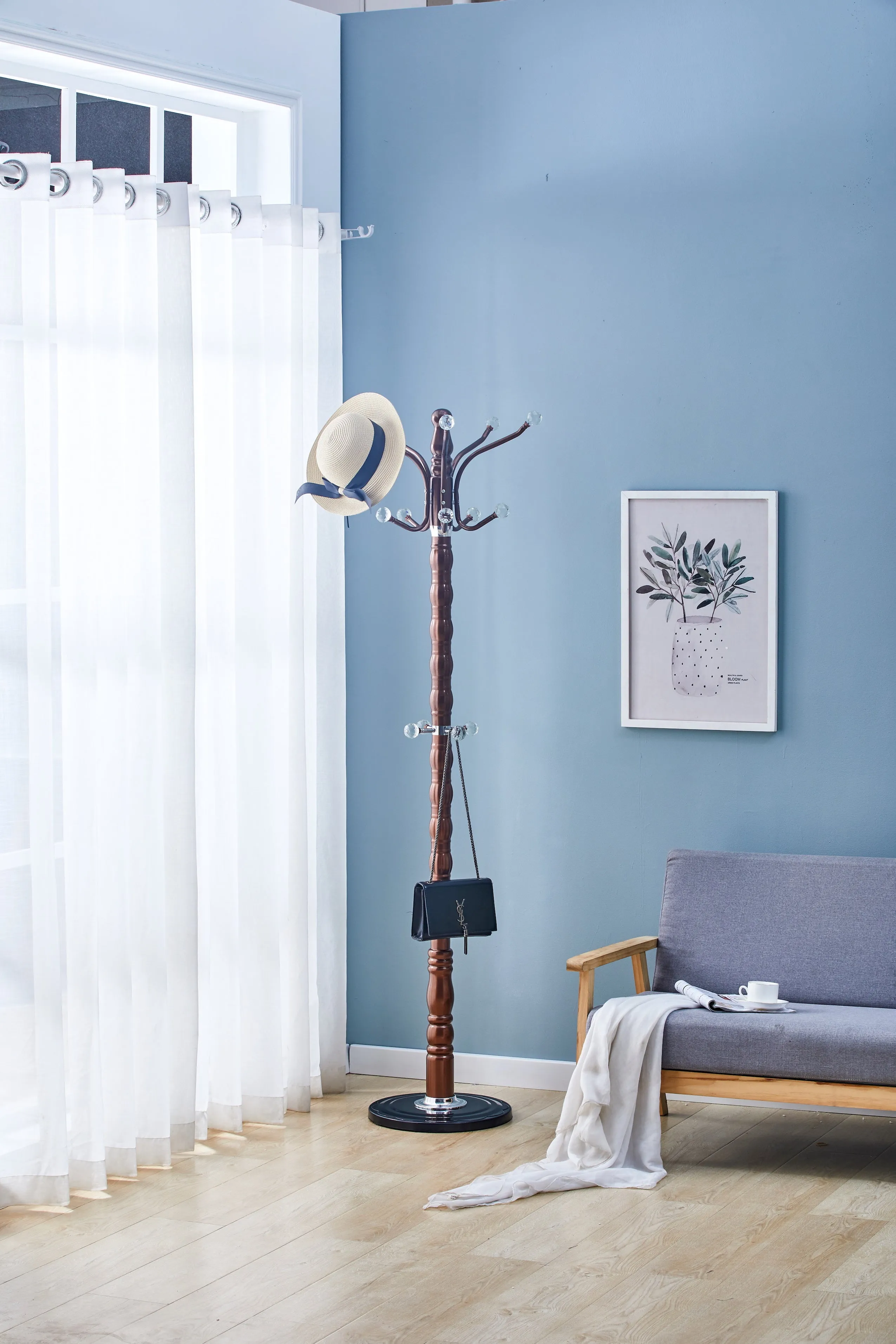 VETRO Sturdy Coat Hanger Colours: Black, Brown, Cream, White & Grey