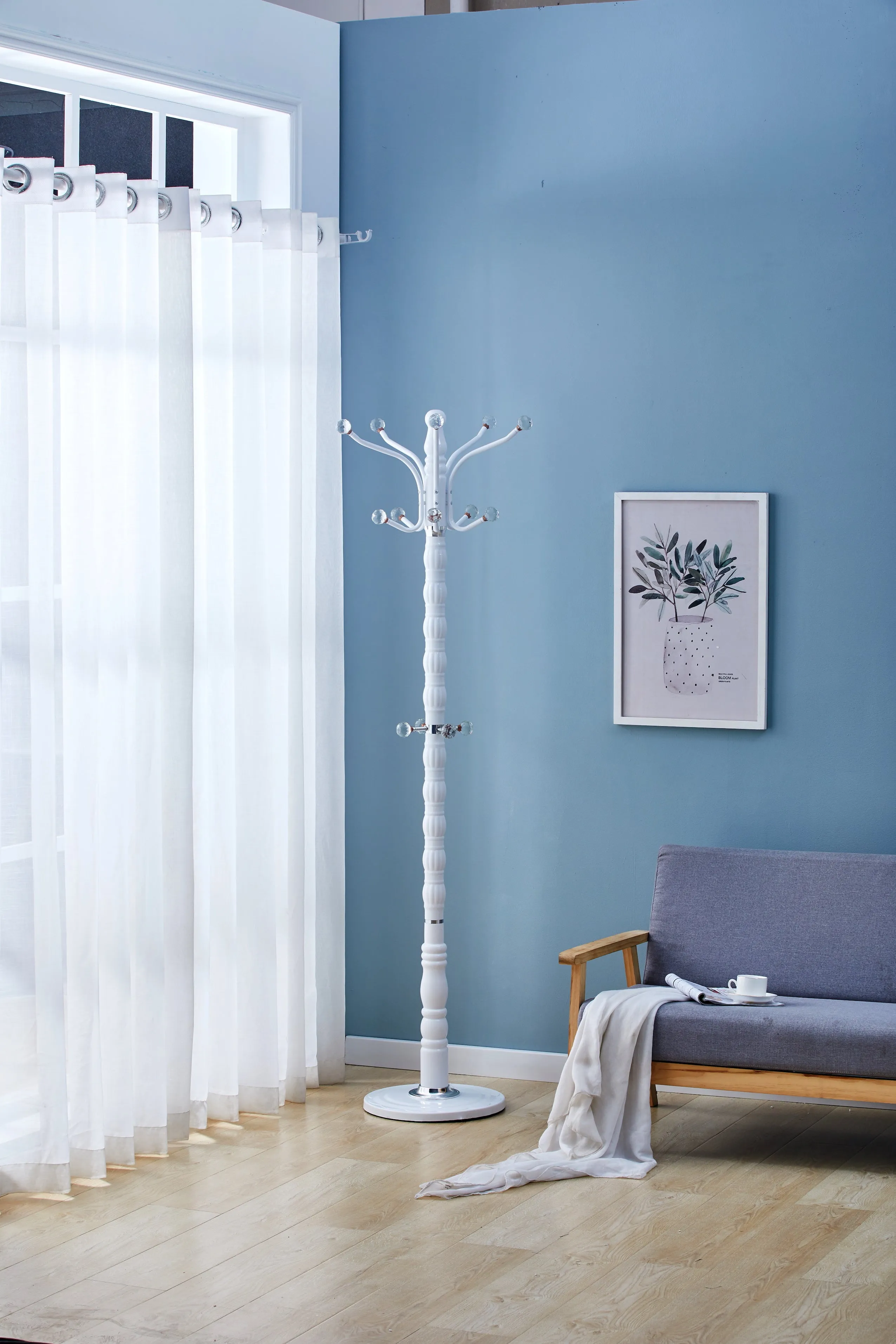 VETRO Sturdy Coat Hanger Colours: Black, Brown, Cream, White & Grey