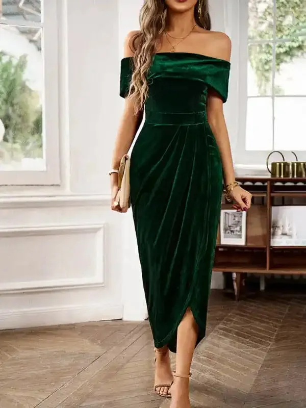 Women’s elegant velvet one-shoulder party dress