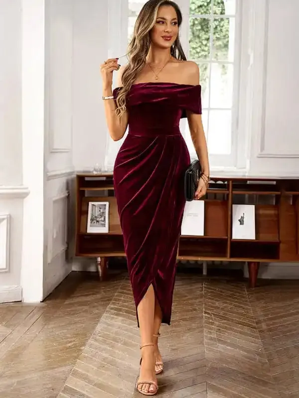Women’s elegant velvet one-shoulder party dress